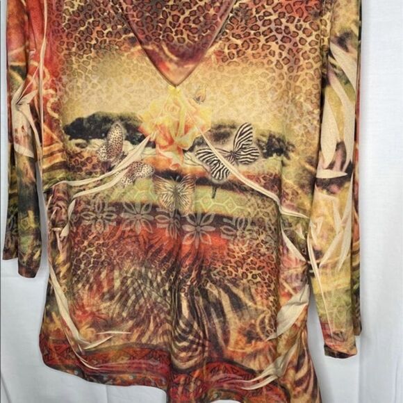 M by Amour Animal Print Blouse - Picture 3 of 4